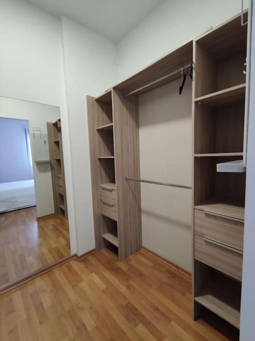 Exclusivo San Marcos * Manzanares